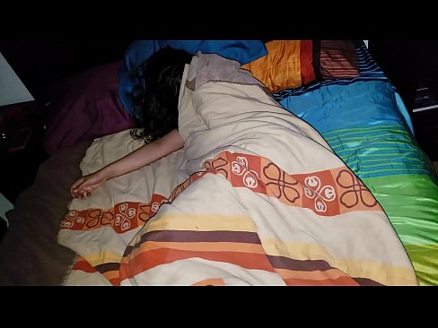 ❤️ Figliastro che rimprovera la sua giovane matrigna mentre lei dorme Porno russoal it.online4sex.ru ❌️❤